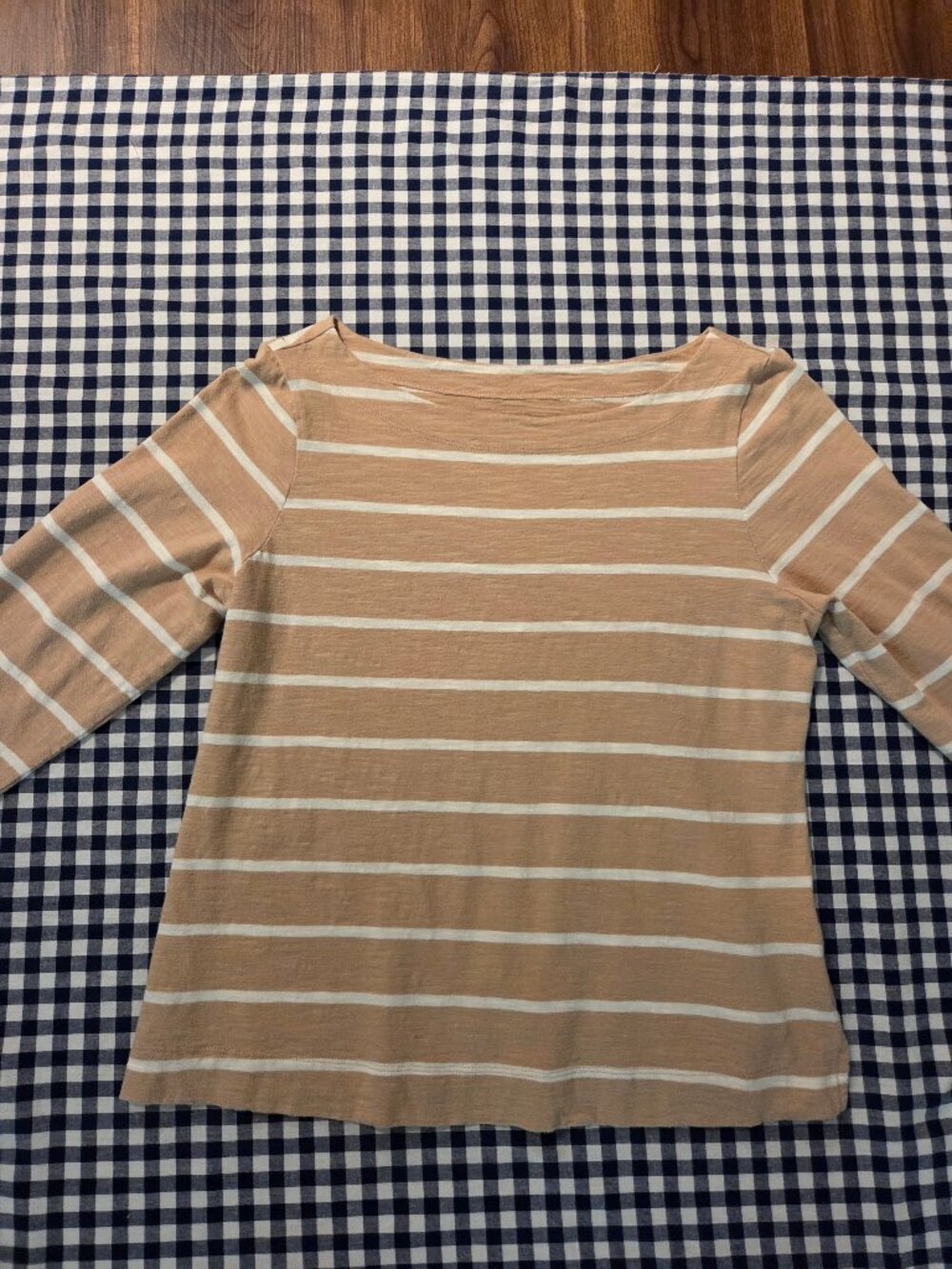 Old Navy Long Sleve Tee